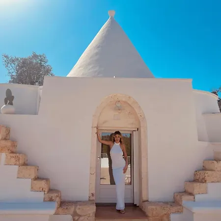 Trullo Il Gelso With Private Salt Water Infinity Pool And Jacuzzi Inside *