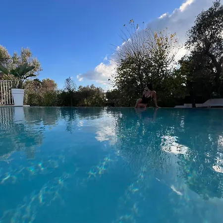 Trullo Il Gelso With Private Salt Water Infinity Pool And Jacuzzi Inside * San Michele Salentino