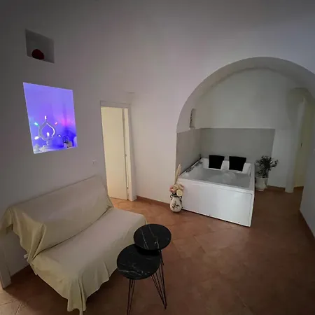 Trullo Il Gelso With Private Salt Water Infinity Pool And Jacuzzi Inside * San Michele Salentino