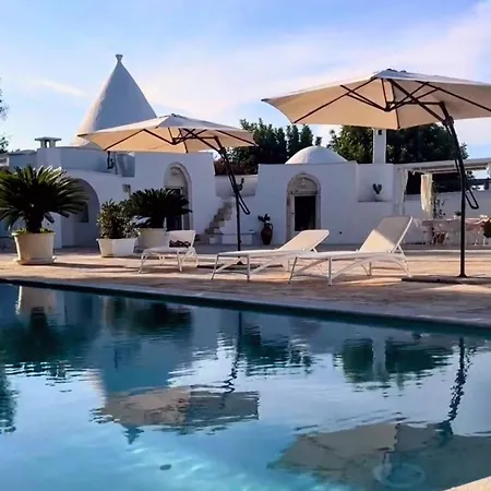 Trullo Il Gelso With Private Salt Water Infinity Pool And Jacuzzi Inside Ferienhaus San Michele Salentino